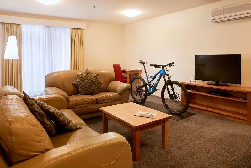 The Old Woolstore Apartment