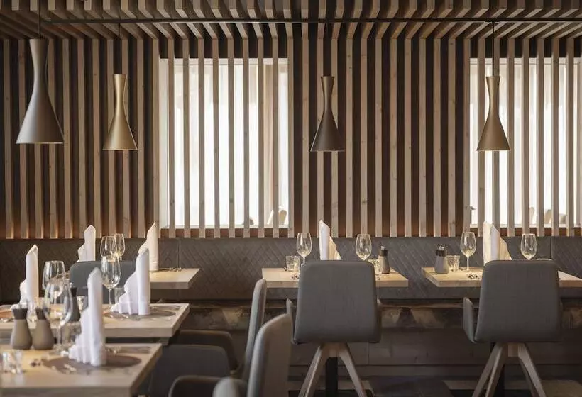 Отель Landhaus Kristall