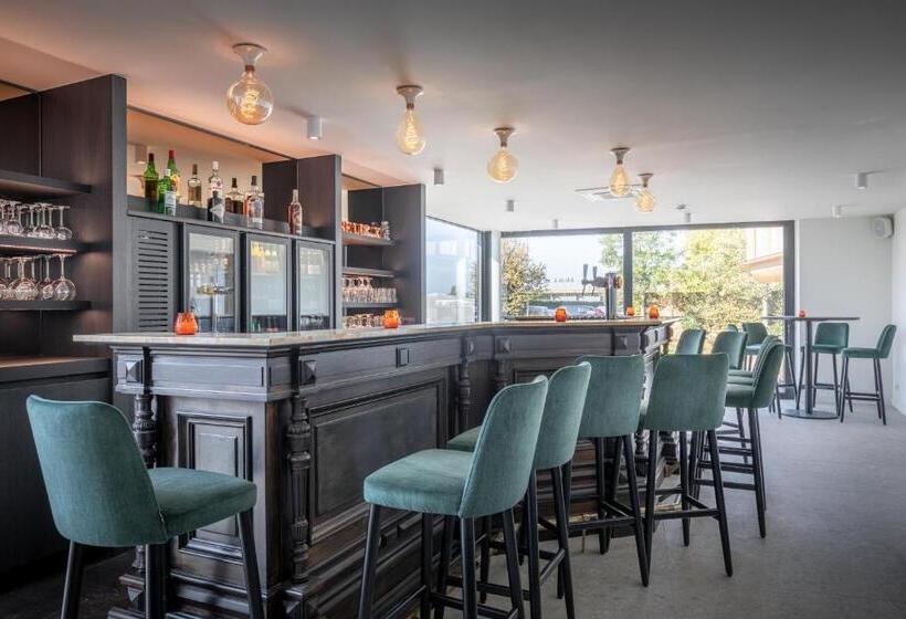 هتل Bell X Kortrijk Wevelgem