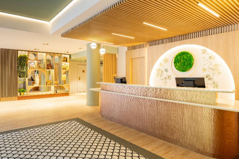 호텔 Citadines Toison D’or Brussels Apart