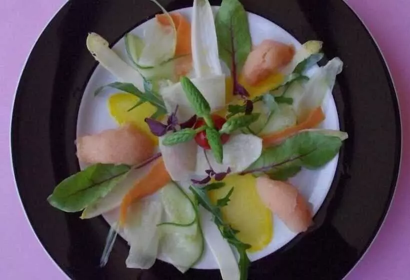 酒店 Logis Hostellerie De La Claire Fontaine