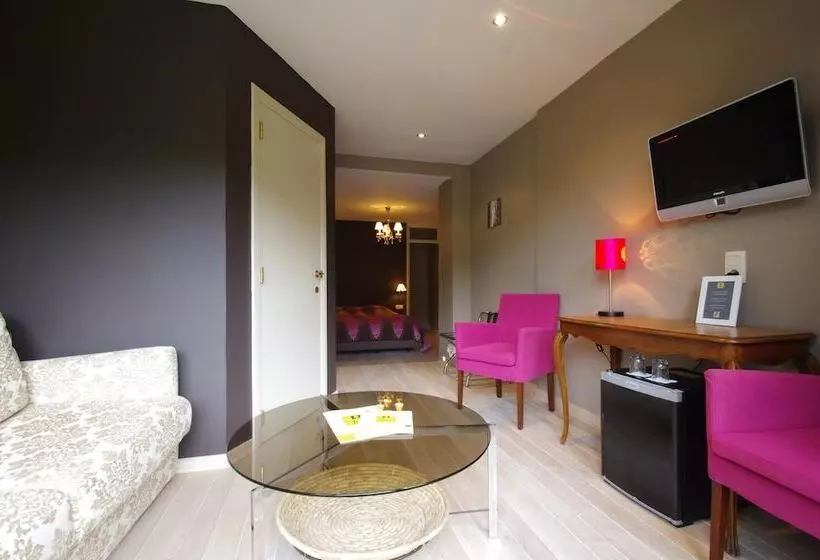 酒店 Logis Hostellerie De La Claire Fontaine