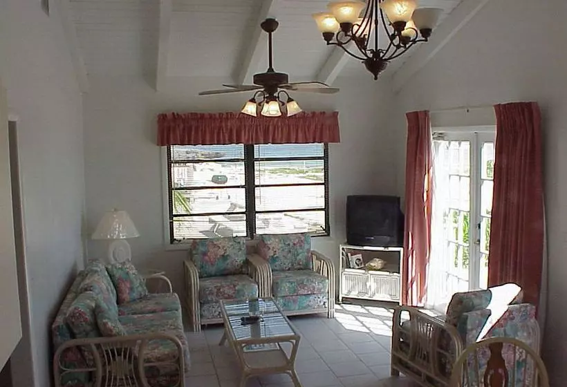 Pelican Beach Villas