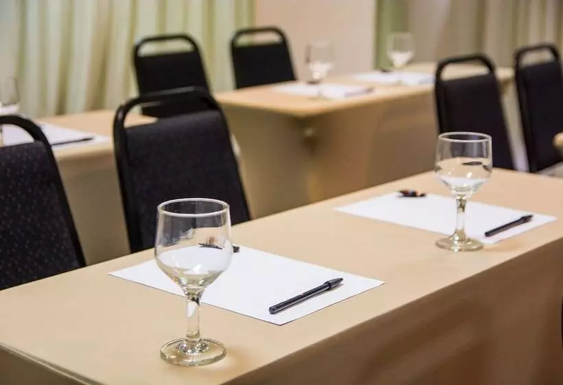 Flat Golden Fortaleza