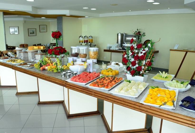 בית מלון כפרי Bahiamar