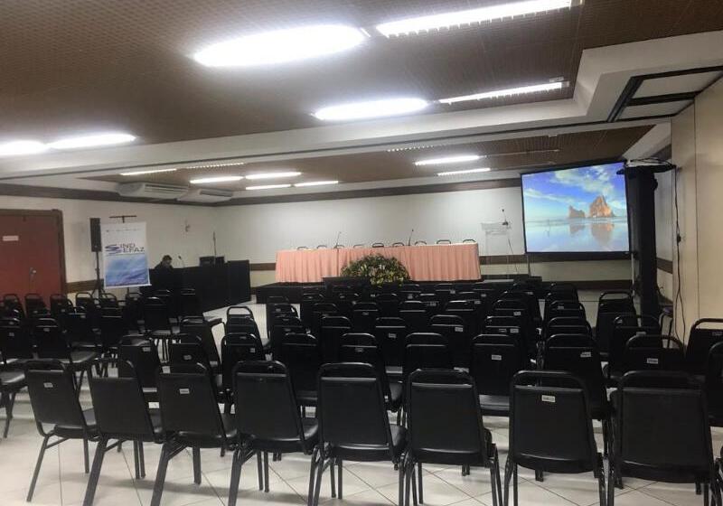 בית מלון כפרי Bahiamar