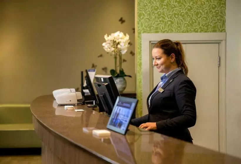 בית מלון כפרי Bedford