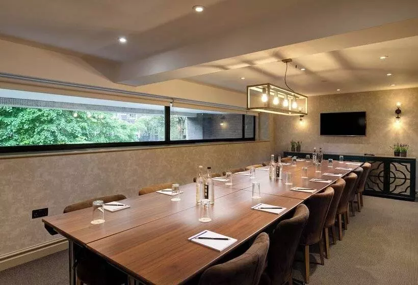 בית מלון כפרי Bedford