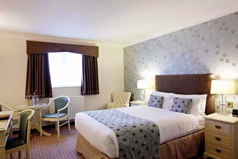 Отель Cherry Park Hall