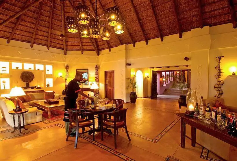 هتل Chobe Chilwero