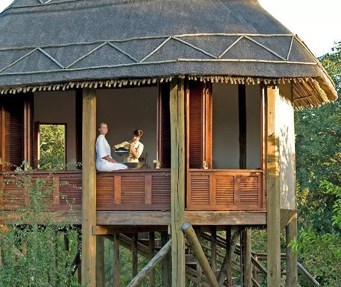 هتل Chobe Chilwero