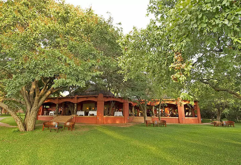 هتل Chobe Chilwero