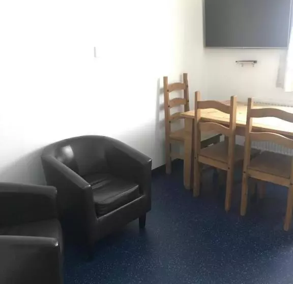 Отель Ledgowan Lodge