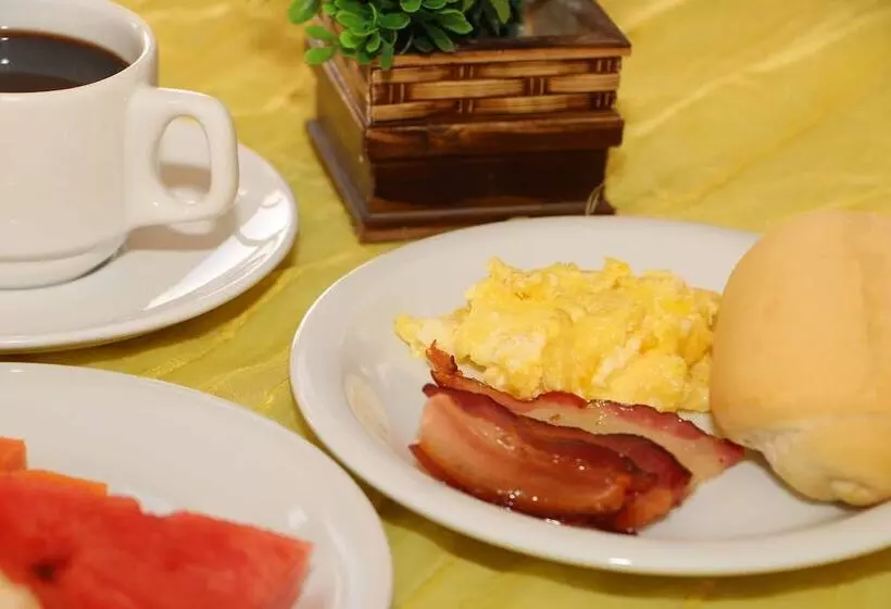 酒店 Samba Laguna Tourist