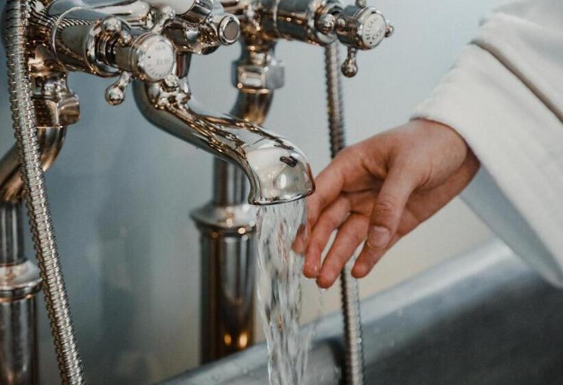 ホテル The Alverton