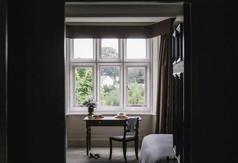 בית מלון כפרי The Alverton