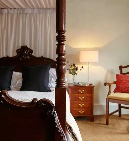 호텔 The Angel B&b