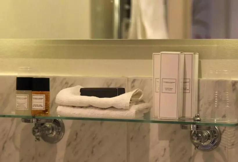 호텔 The Angel B&b