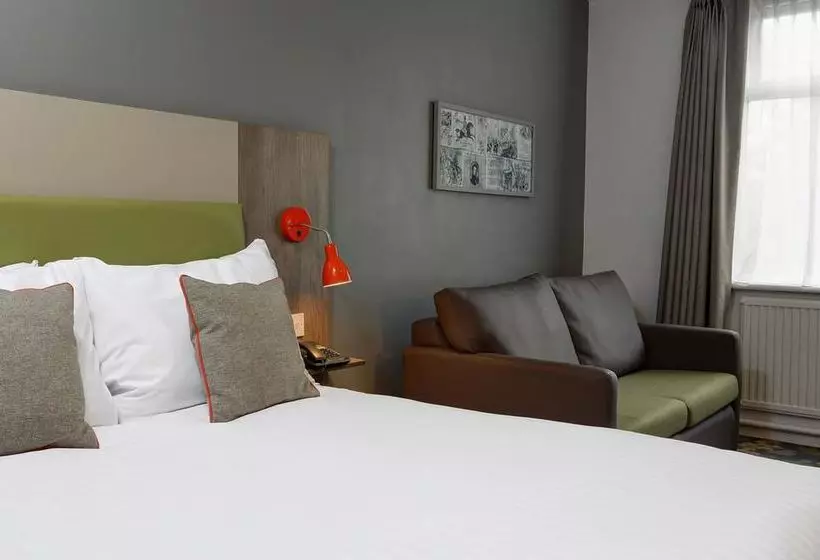 בית מלון כפרי Epping Forest