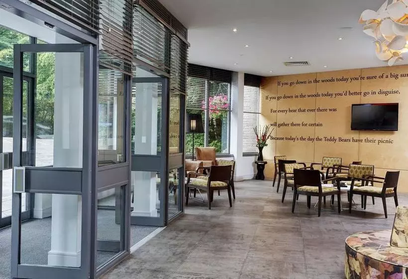 בית מלון כפרי Epping Forest