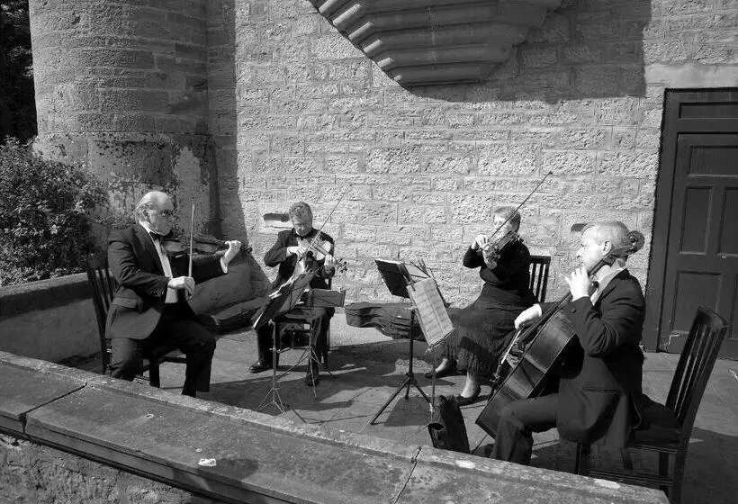 Отель Bunchrew House