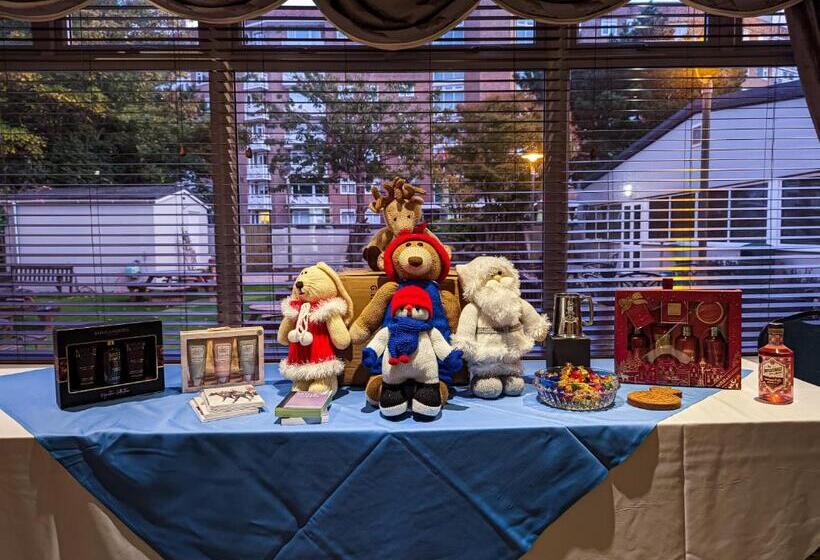 Celebrity Bournemouth East Cliff By Villare Hotels