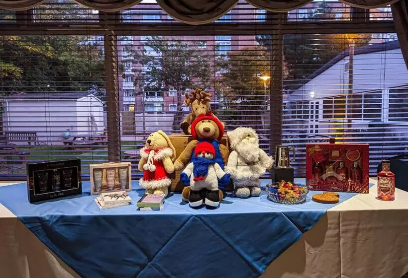 Celebrity Bournemouth East Cliff By Villare Hotels