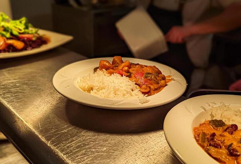 Celebrity Bournemouth East Cliff By Villare Hotels