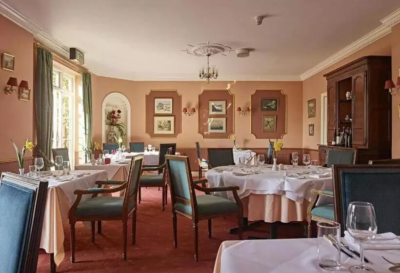 هتل Corse Lawn House