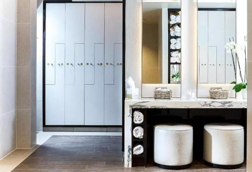 Eastwell Manor, Champneys Hotel & Spa