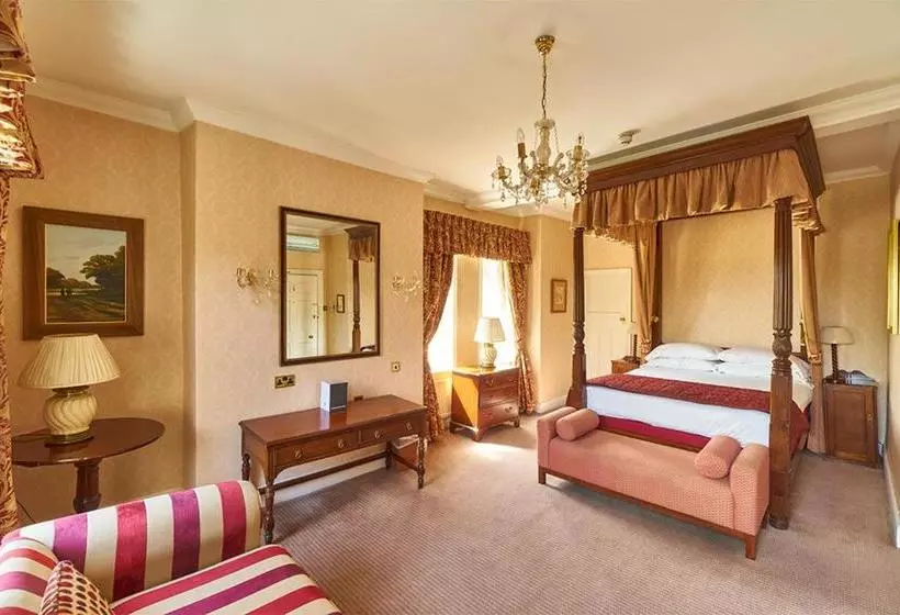 Отель Etrop Grange