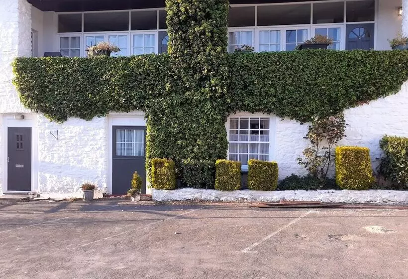 ホテル Feathers Royal