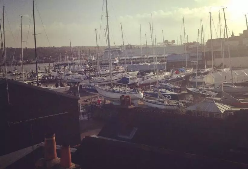 Отель Fountain Inn By Greene King Inns