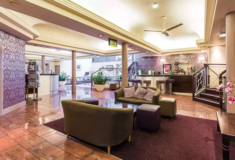 Отель The Gardens