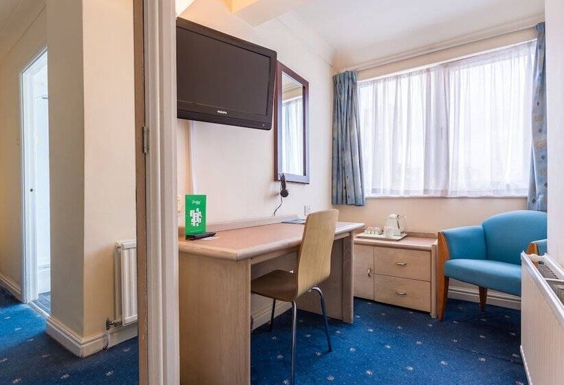 فندق The Gardens