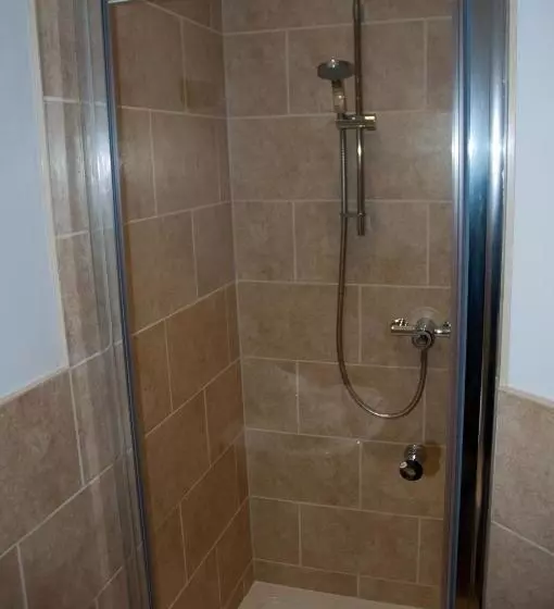 호텔 Greyhound Country Inn