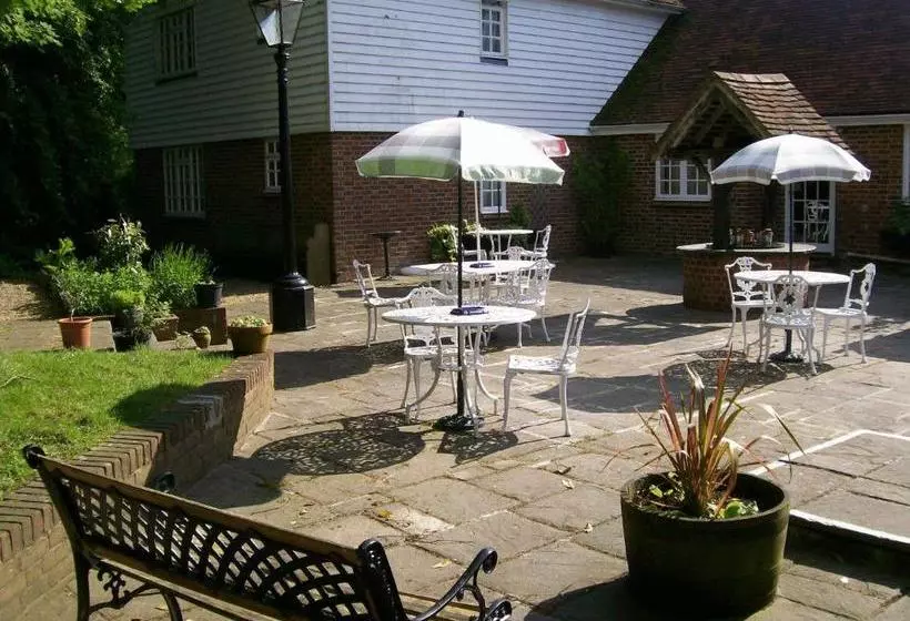 ホテル Harrow Inn