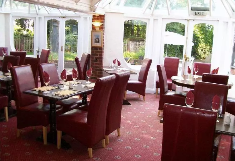 ホテル Harrow Inn