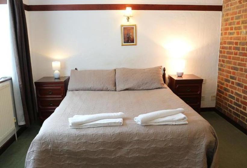 Отель Harrow Inn