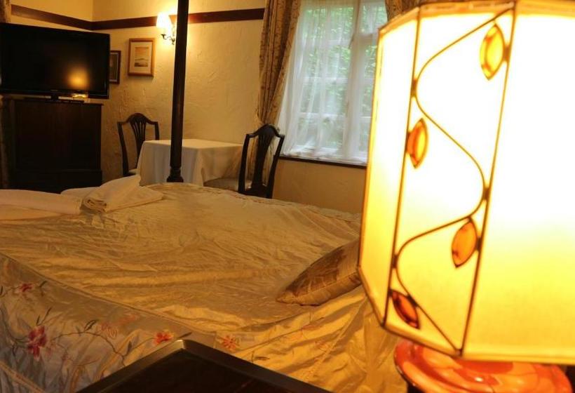 Отель Harrow Inn