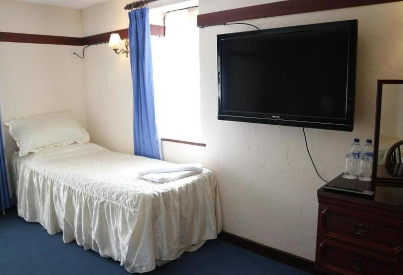 Отель Harrow Inn