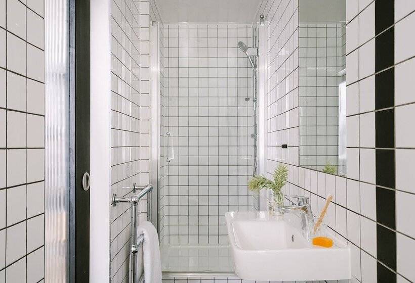 هتل Sonder Chelsea Green