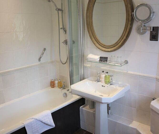 ホテル The Broadway