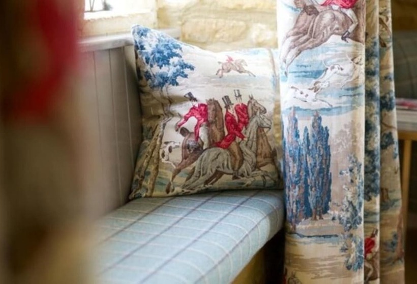 ホテル The Broadway