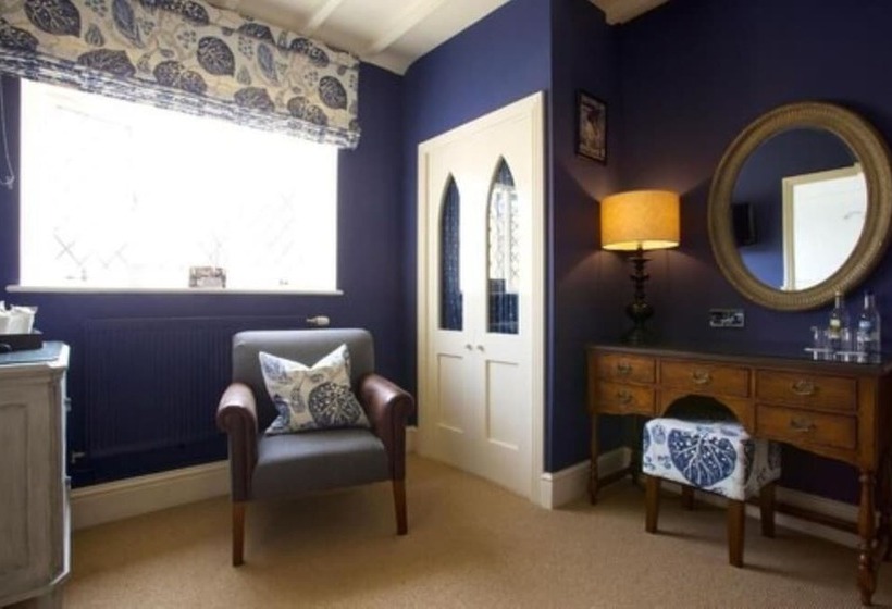 ホテル The Broadway