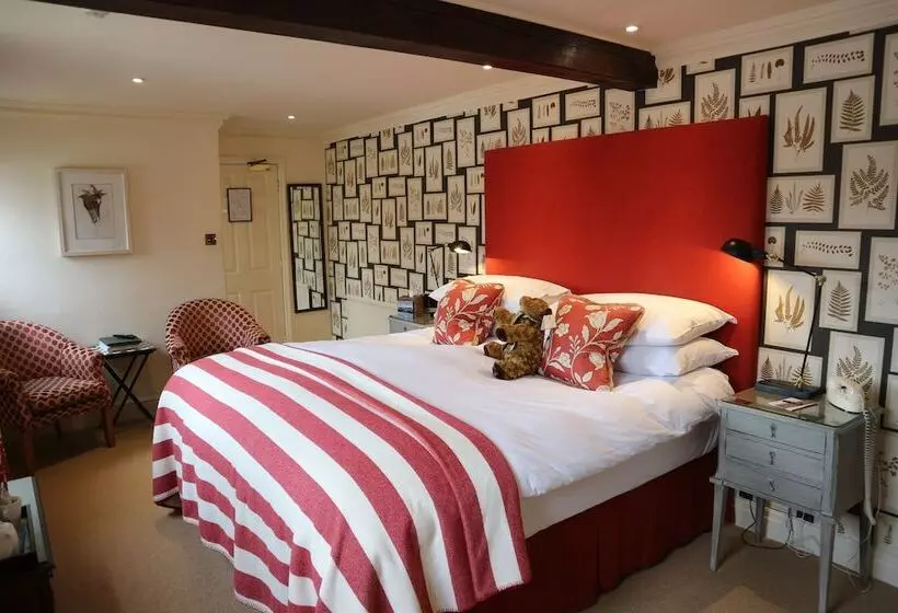 בית מלון כפרי The Broadway