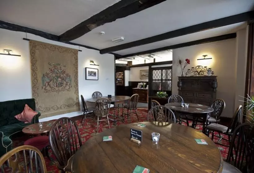 ホテル The Castle