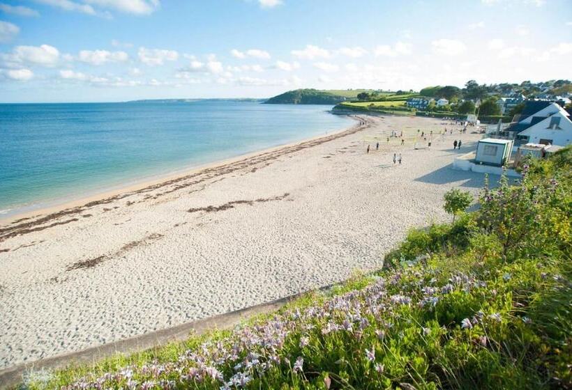 Отель The Falmouth