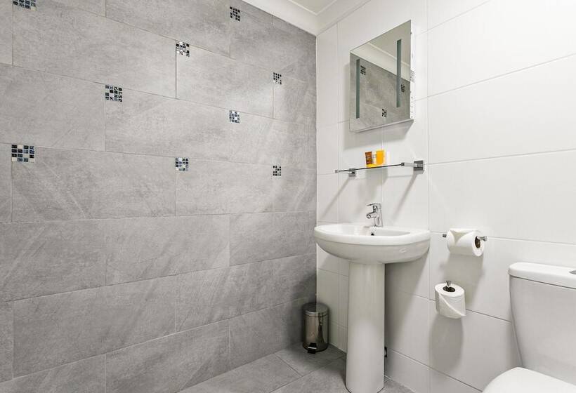 Отель The Falmouth