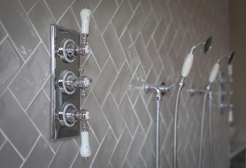 בית מלון כפרי The Frogmill